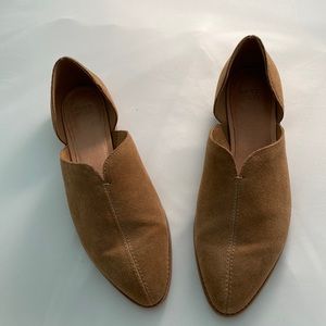 Fry and Company pointy toe flat